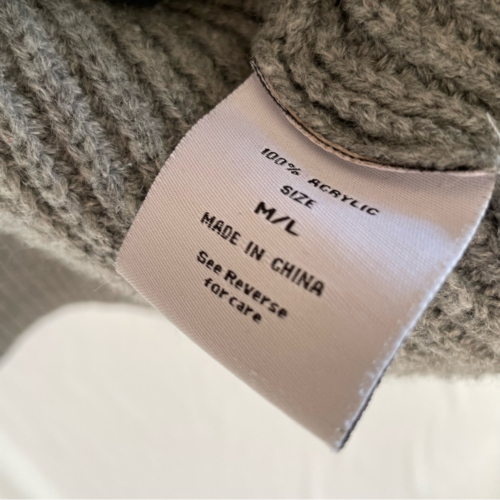 The Beach People Gray Knit Cardigan Size M/L - Picture 11 of 13